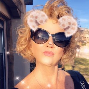 Meet your Posher, Dawn